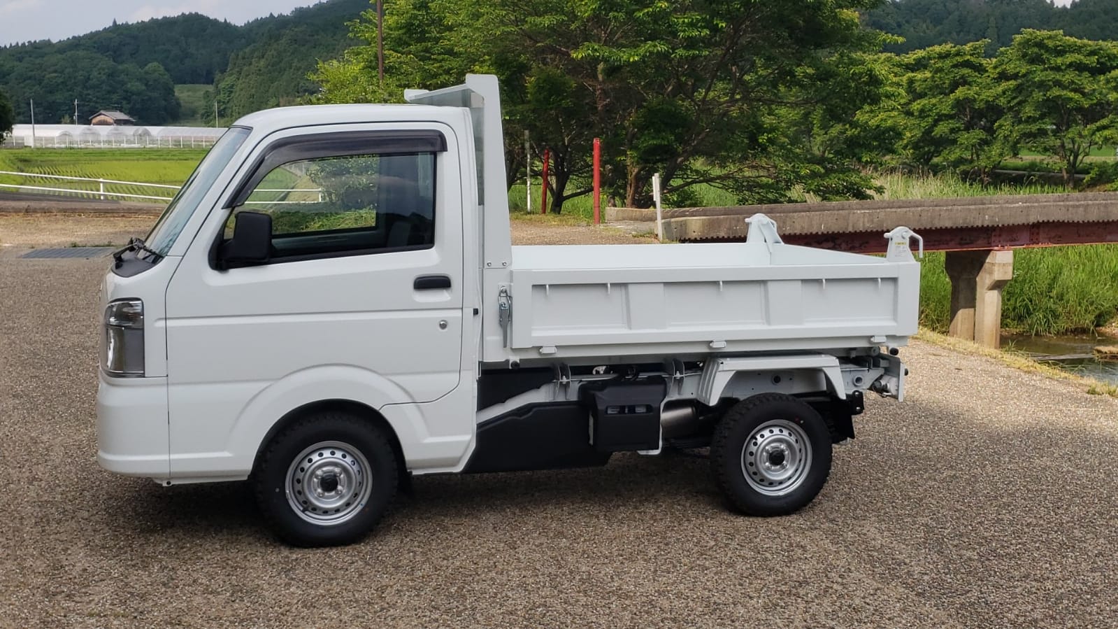 suzuki mini truck specifications